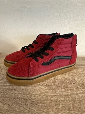 Vans Sk8 Hi-Zip Gumsole High Top Sneakers 9 NEW